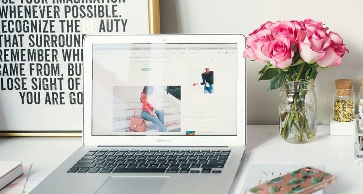 Organized Blogger Workstation