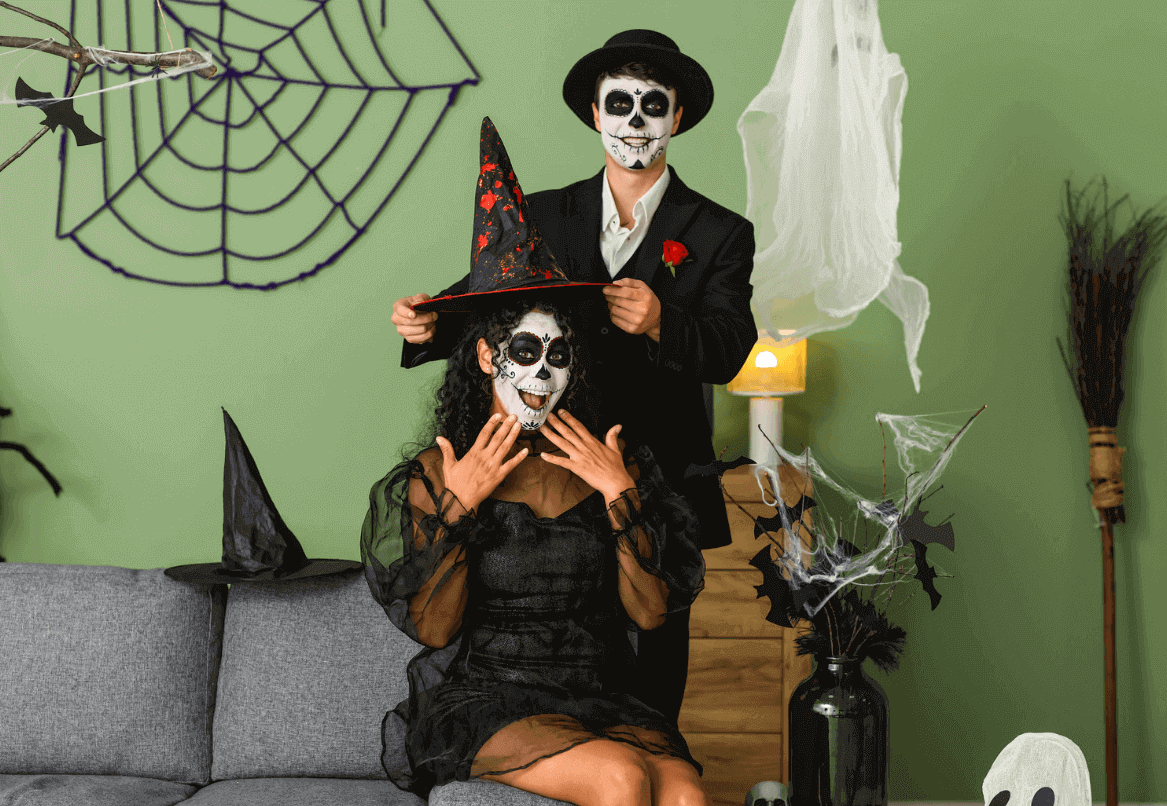 Men’s Halloween Costumes As a Duo