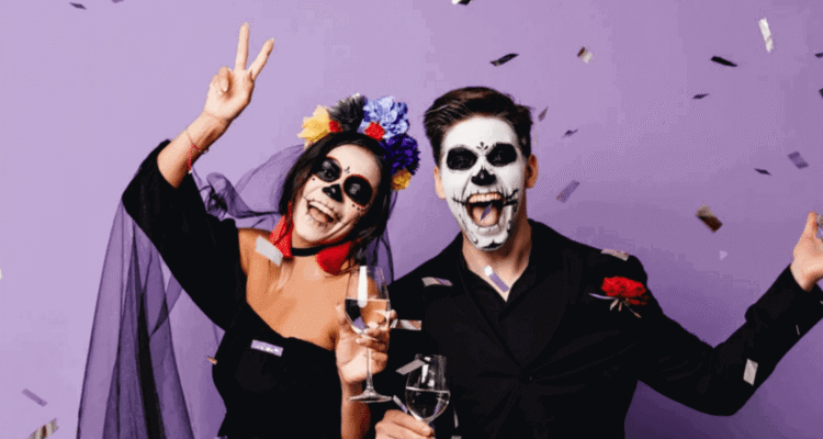 Sexiest Men’s Halloween Costumes As a Duo